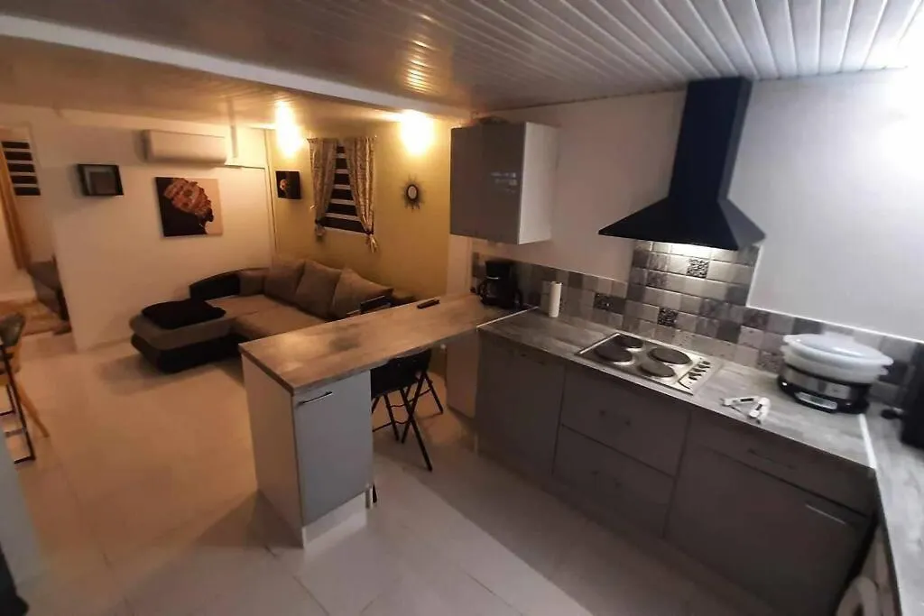 Sunshine Appartement 1 Chambre contacts